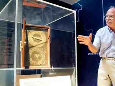 Antikythera Mechanism Μηχανισμός Αντικυθήρων ως ο πρώτος αναλογικός υπολογιστής 2ος αιώνας π.Χ. 3 Antikythera Mechanism