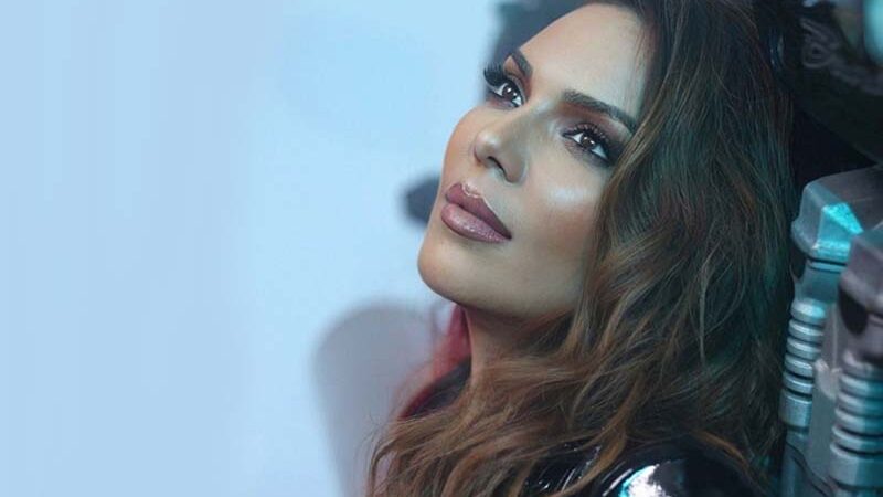 Eleana Papaioannou Ελεάνα Παπαϊωάννου συναρπάζει με το «Τα Χούμε Πεί» 1000 φορές