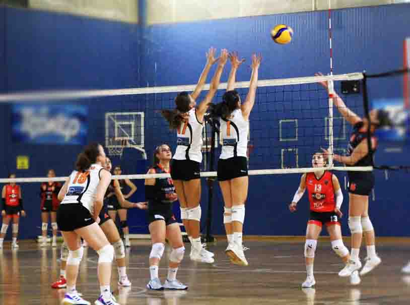 Women’s volleyball ΟΠΑΘ Περσέας: Η Γυναικεία Δύναμη της Περαίας στο Φιλέ 2025