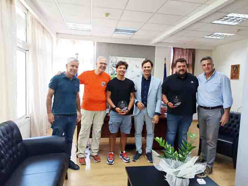 Awards rescue Βραβεύτηκαν από τον δήμαρχο Θερμαϊκού ο Αναστάσιος Γκαρίπης και ο Χρήστος Αλεξάκης 16.7.