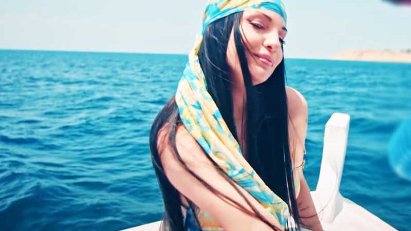 New Song Villy  Βίλλυ Ραζή – Βαρκάδα: Μια μουσική βουτιά στο συναίσθημα 2025