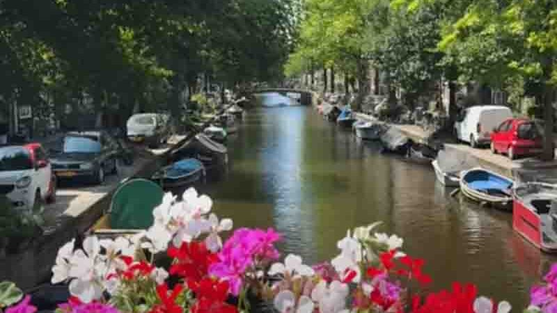 Remote work in Amsterdam Τηλεργασία με στιλ στο Άμστερνταμ 2025