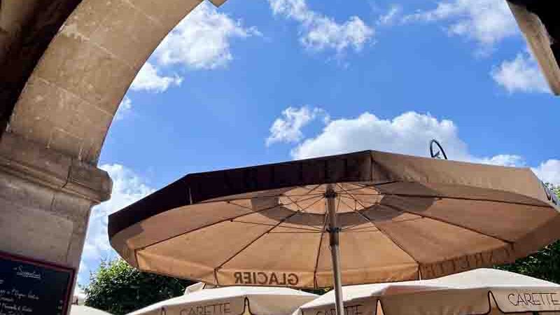 Carette: Το απόλυτο Ν1 hot chocolate spot στο Παρίσι