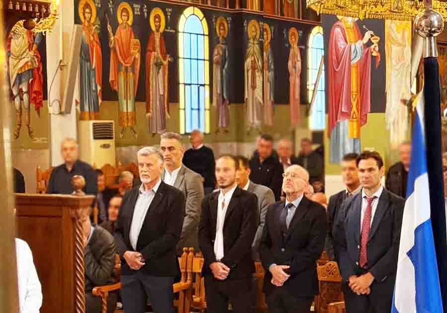 Makedonia free and Greek. Η Επανομή τίμησε τους ήρωες της Μακεδονίας 19.10.2025 4 Η Δοξολογία στην Επανομή