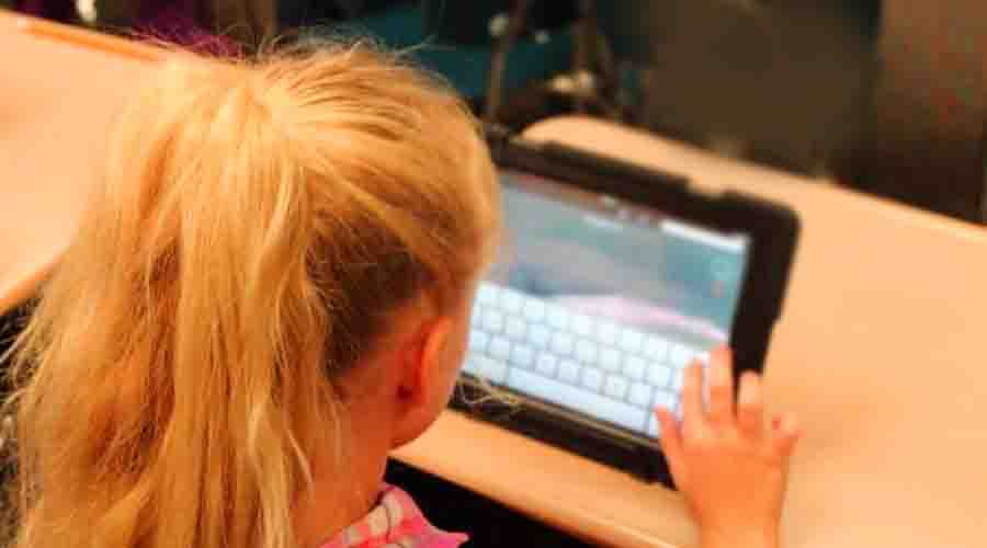 Digital Addiction Ψηφιακός Εθισμός: Η νέα καθημερινότητα 2025 3 Ψηφιακός Εθισμός & Κοινωνικά δίκτυα