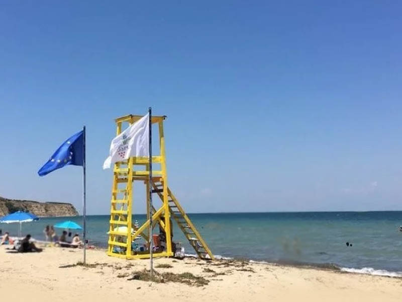 Golden sandy beach Αγία Τριάδα – Το γραφικό παραθαλάσσιο χωριό του Θερμαϊκού 2025