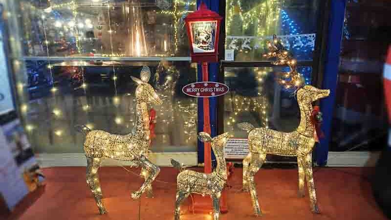 Christmas Mood Χριστούγεννα στην Περαία: Μια γιορτινή αγκαλιά για την τοπική αγορά 2025