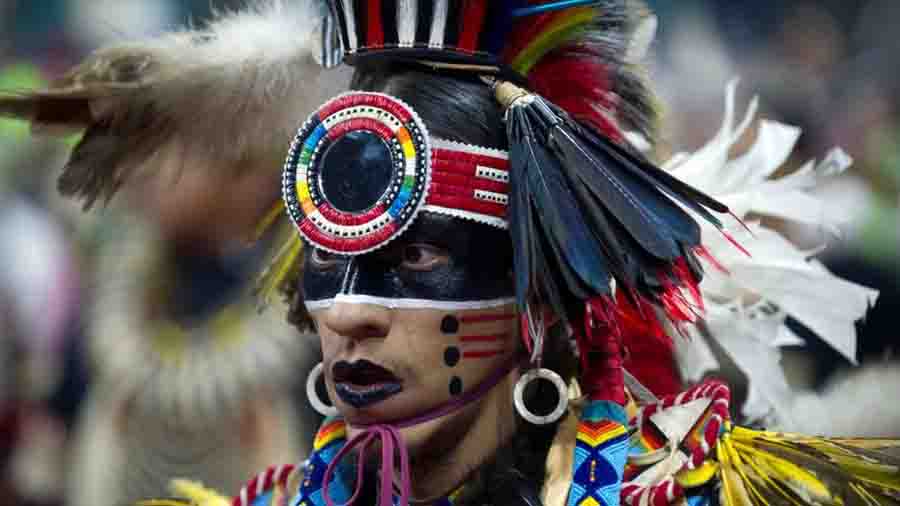 NAVAJO – Ναβάχο – Ναβαγοί ΝΑΒΑΧΟ ΕΚ ΤΟΥ ΝΑΥΑΓΩ ΜΥΝΙΕΣ ΝΑΥΑΓΟΙ ΗΤΑΝ ΟΙ 1οι ΕΠΟΙΚΟΙ ΤΩΝ ΗΠΑ 10 Native Navajo