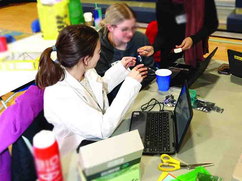 Girls in Science 11 Φεβρουαρίου — Διεθνής Ημέρα για τις Γυναίκες και τα Κορίτσια στην Επιστήμη