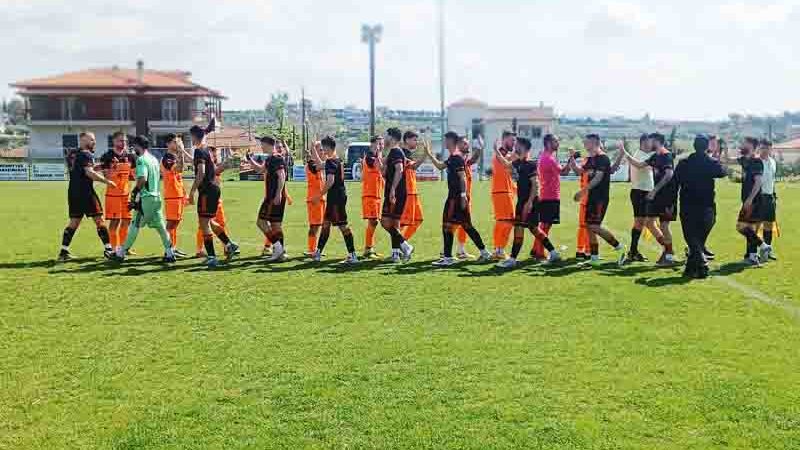 Football at Mesimeri Η Νίκη Μεσημερίου ολοκληρώνει τα εντός έδρας παιχνίδια της με αξιοπρέπεια 19.4.