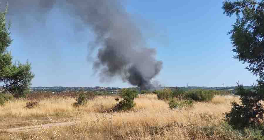 Fire Tsairia Peraia Φωτιά στα Τσαΐρια Περαίας: Μια περιοχή που καίγεται ξανά – και μαζί της η δημόσια υγεία 22 Ιουνίου 2 Fire Tsairia Peraia