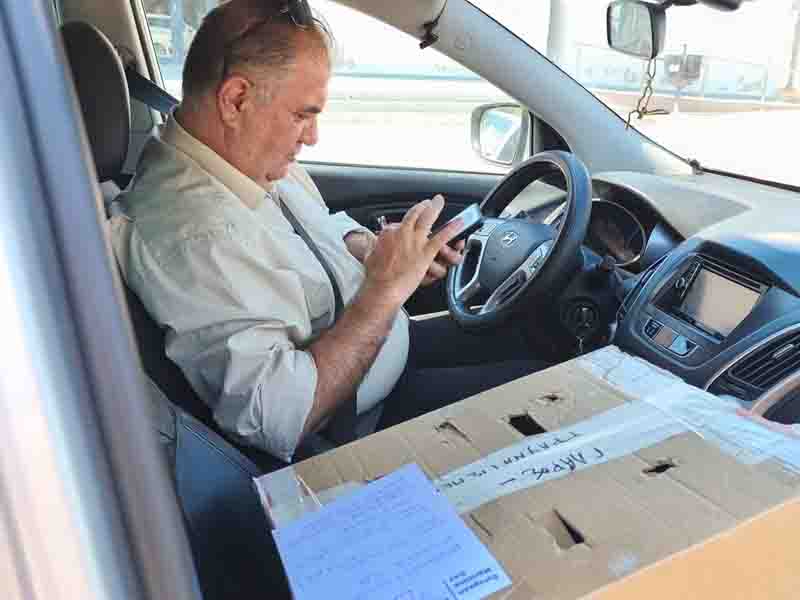 Act of Humanity Πράξη Ανθρωπιάς στην Περαία: Ο τραυματισμένος γλάρος και η συγκινητική διάσωση στο ΚΑΠΠΑ 2000 3 Δημήτρης Γουρσουζάκος αντιδήμαρχος οικονομικών δήμου Θερμαϊκού