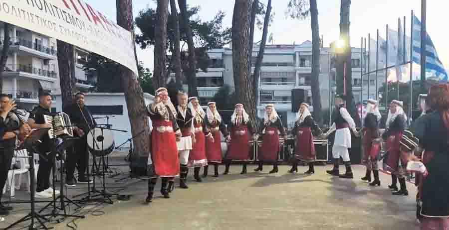 Neoi Epivates cultural dance group Χορευτικό Τμήμα Συλλόγου Νέων Επιβατών Μια Παράσταση Παράδοσης και Προσφοράς στην Κοινότητα 2026 2 Neoi Epivates cultural dance group