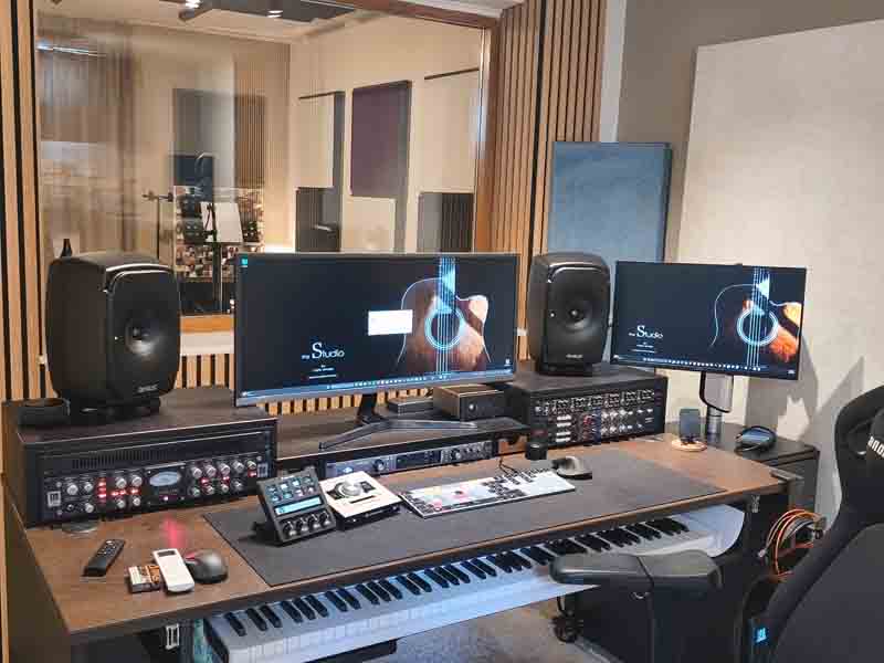 Makis Dimakis Studio Μέσα στο στούντιο του Μάκη Δημάκη στο Κάτω Σχολάρι: Εκεί όπου γεννιούνται οι Ν1 επιτυχίες 3 Studio Μάκης Δημάκης