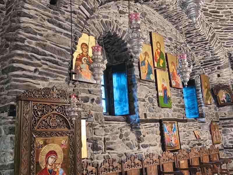 Agia Marina Rentina Αγία Μαρίνα Ρεντίνας: Ένα υστεροβυζαντινό θαύμα στα Μακεδονικά Τέμπη 2026 6 το εσωτερικό του Ναού Αγίας Μαρίνας